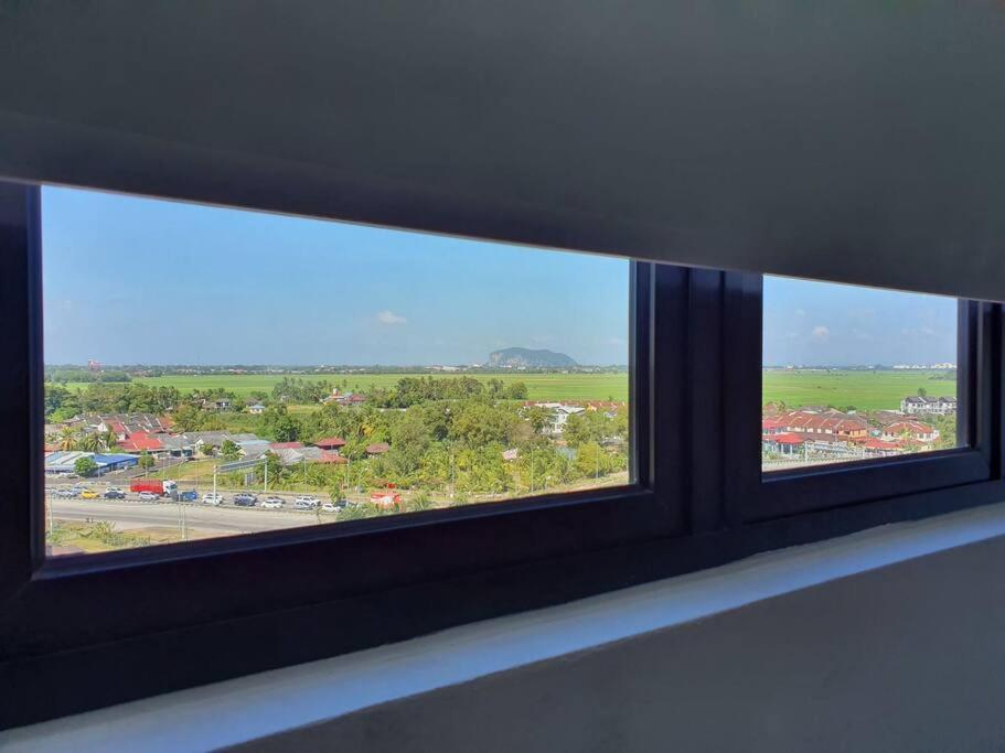 Myrumah Imperio Home , Alor Setar 3Br With Sky Infinity Pool Buitenkant foto
