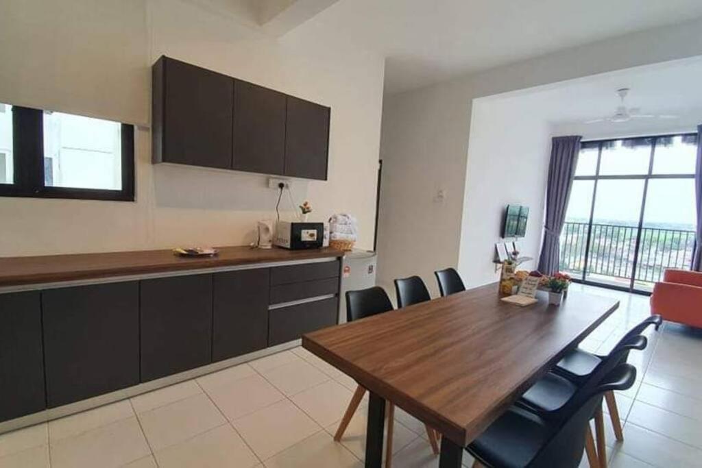 Myrumah Imperio Home , Alor Setar 3Br With Sky Infinity Pool Buitenkant foto